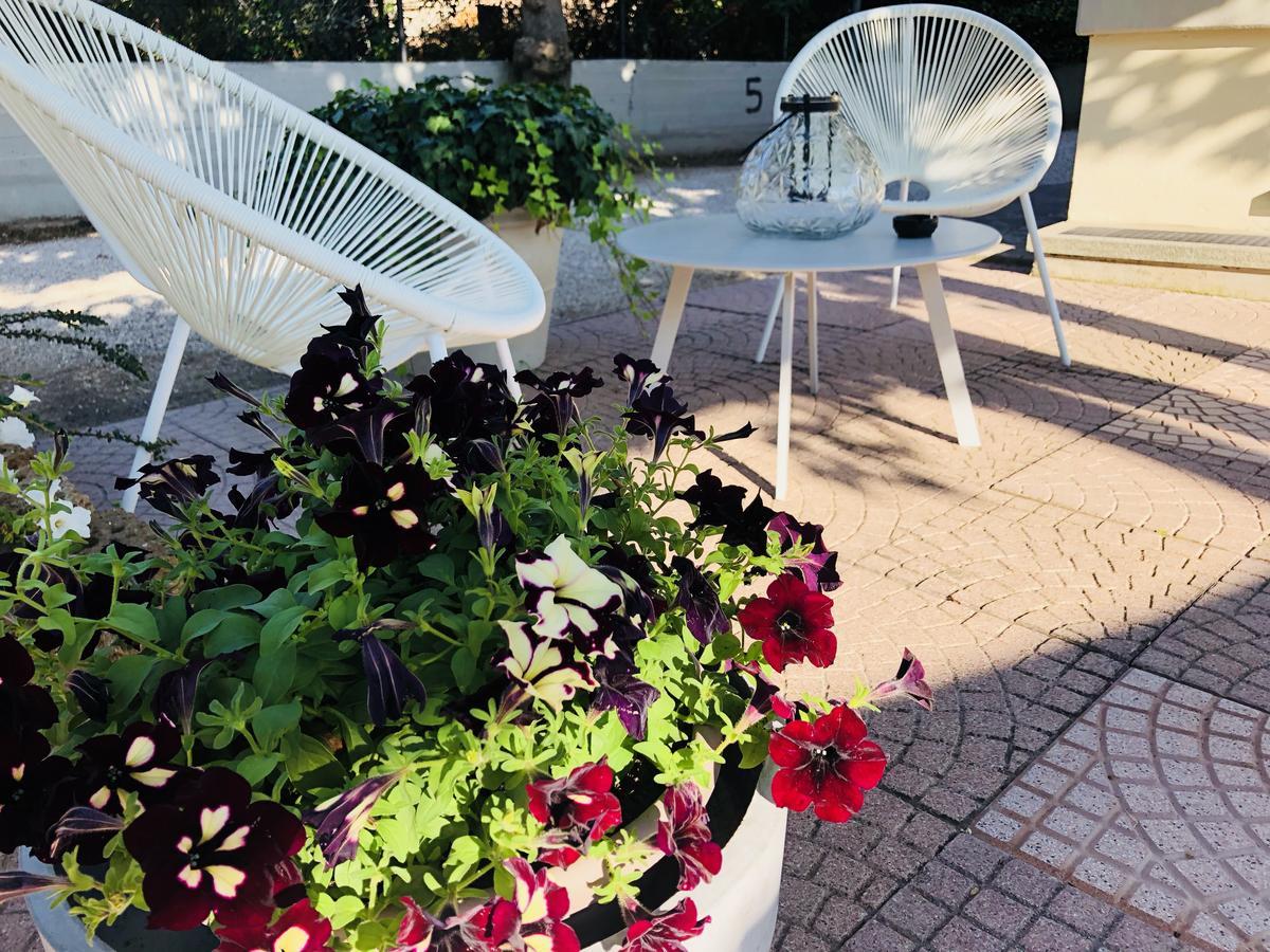 Hotel Aplo - Breakfast Experience Cervia Exterior foto